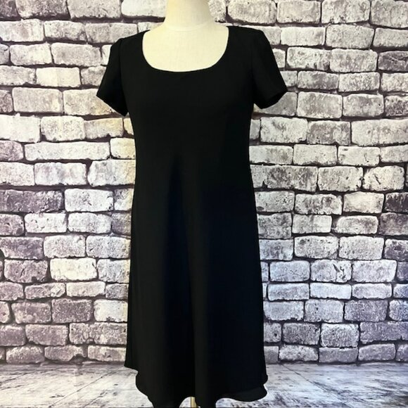 Jones Wear Dresses & Skirts - Jones Wear Black Short Sleeve Fully Lined Dress Size 10